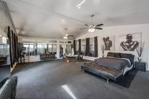 706 Gentry Dr, Arlington, TX 76018 - Photo 29