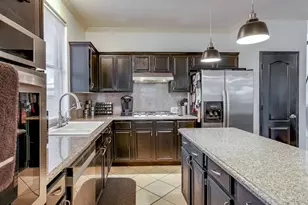 706 Gentry Dr, Arlington, TX 76018 - Photo 33