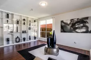 706 Gentry Dr, Arlington, TX 76018 - Photo 23
