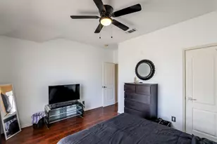 706 Gentry Dr, Arlington, TX 76018 - Photo 15