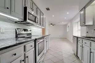 813 Leslie Ln, Coppell, TX 75019 - Photo 5
