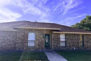 813 Leslie Ln, Coppell, TX 75019 - Photo 1