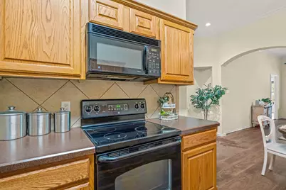 502 S Main Street #B, Aubrey, TX 76227 - Photo 15