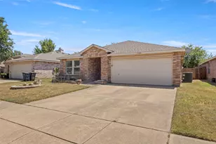 5540 Camarillo Dr, Fort Worth, TX 76244 - Photo 3