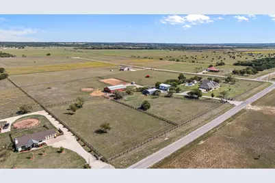120 Private Road 2658, Walnut Springs, TX 76690 - Photo 33