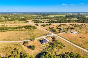 101 Barefoot Bay Blvd, Corsicana, TX 75109 - Photo 31