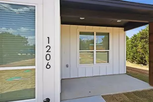 1206 Thicket Ct, Granbury, TX 76048 - Photo 7