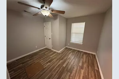 549 Neomi Avenue, Dallas, TX 75217 - Photo 7