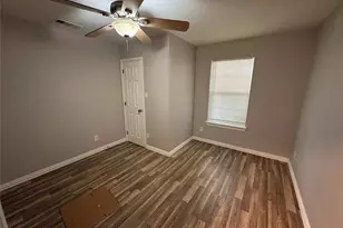 549 Neomi Ave, Dallas, TX 75217 - Photo 7