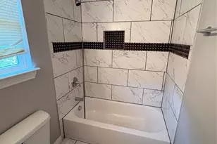 549 Neomi Ave, Dallas, TX 75217 - Photo 9