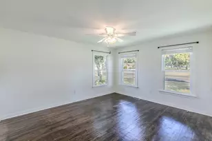 2200 N 52nd St, Waco, TX 76710 - Photo 9