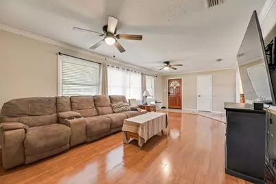 919 Surry Place Drive, Cleburne, TX 76033 - Photo 5