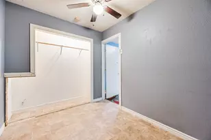 919 Surry Pl Dr, Cleburne, TX 76033 - Photo 23