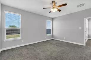 1402 Pleasanton Rd, Cleburne, TX 76033 - Photo 17