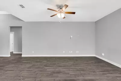 1402 Pleasanton Road, Cleburne, TX 76033 - Photo 9