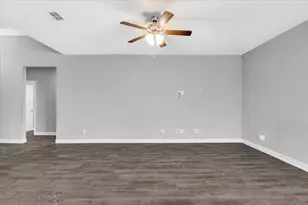 1402 Pleasanton Rd, Cleburne, TX 76033 - Photo 9