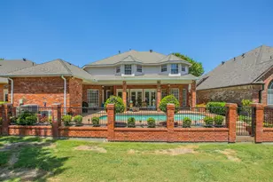 757 Village Green Dr, DeSoto, TX 75115 - Photo 35