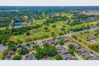 757 Village Green Drive, DeSoto, TX 75115 - Photo 37