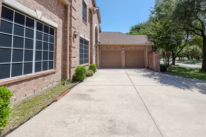 10002 River Bend Drive, Rowlett, TX 75089 - Photo 5