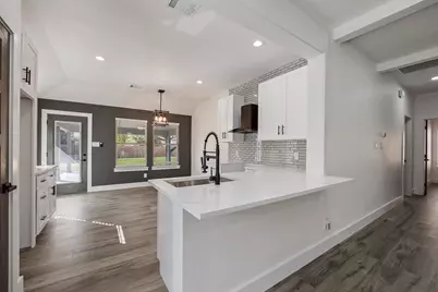 250 Kennedy Drive, Crowley, TX 76036 - Photo 7