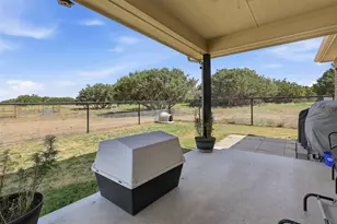 328 Ridge Dr N, Cleburne, TX 76033 - Photo 23