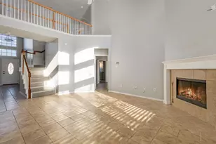 7920 Glenway Dr, Dallas, TX 75249 - Photo 9