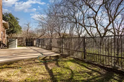 7920 Glenway Drive, Dallas, TX 75249 - Photo 29