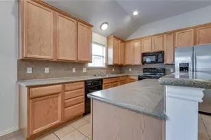 2717 Sunlight Dr, Little Elm, TX 75068 - Photo 17