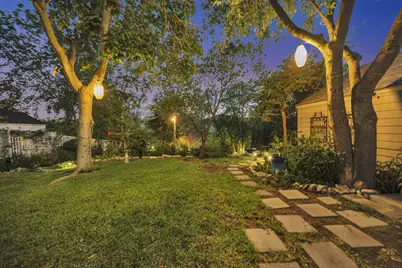 4000 Medford Road, Fort Worth, TX 76103 - Photo 35