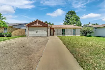 225 Rockcrest Drive, Mesquite, TX 75150 - Photo 1