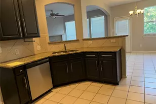 10613 Lansdowne Ln, Rowlett, TX 75089 - Photo 5
