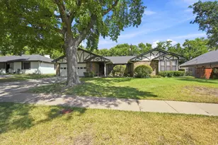 2310 Louise Ln, Ennis, TX 75119 - Photo 5