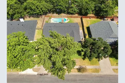 2310 Louise Lane, Ennis, TX 75119 - Photo 31
