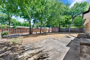410 Melrose Dr, Richardson, TX 75080 - Photo 23
