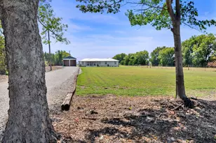 1344 Crews Rd, Bells, TX 75414 - Photo 37