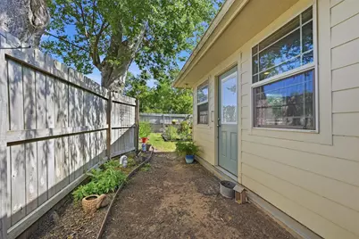 305 E Bonham, Tom Bean, TX 75489 - Photo 23