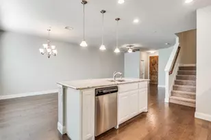 409 Carnaby Ct, McKinney, TX 75072 - Photo 5