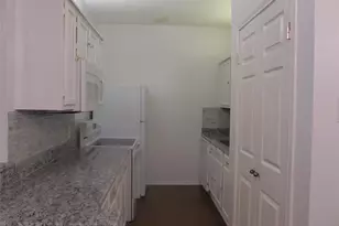 9600 Royal Ln, Dallas, TX 75243 - Photo 5