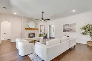 608 Tay Tay Wy, Springtown, TX 76082 - Photo 7