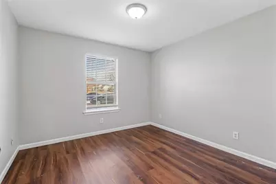 1716 Manor Garden, Greenville, TX 75401 - Photo 7