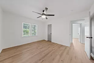 903 E Ave C, Valley Mills, TX 76689 - Photo 19