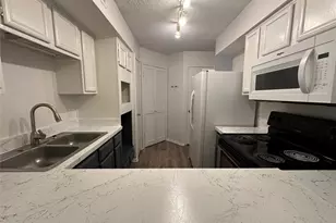 9696 Walnut St, Dallas, TX 75243 - Photo 5