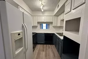 9696 Walnut St, Dallas, TX 75243 - Photo 7