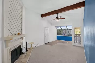 2105 Count Fleet Dr, Arlington, TX 76011 - Photo 5