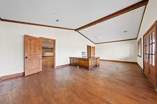 6401 Rock Creek Rd, Waco, TX 76708 - Photo 13