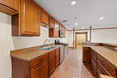 6401 Rock Creek Road, Waco, TX 76708 - Photo 23