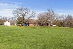 908 Hurricane Creek Cir, Anna, TX 75409 - Photo 5