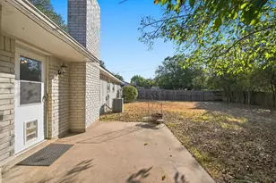 1215 Cindy Ln, Cleburne, TX 76033 - Photo 27