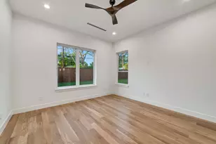 3667 Ingleside Dr, Dallas, TX 75229 - Photo 23