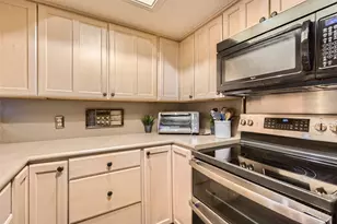 511 Towne House Ln, Richardson, TX 75081 - Photo 9